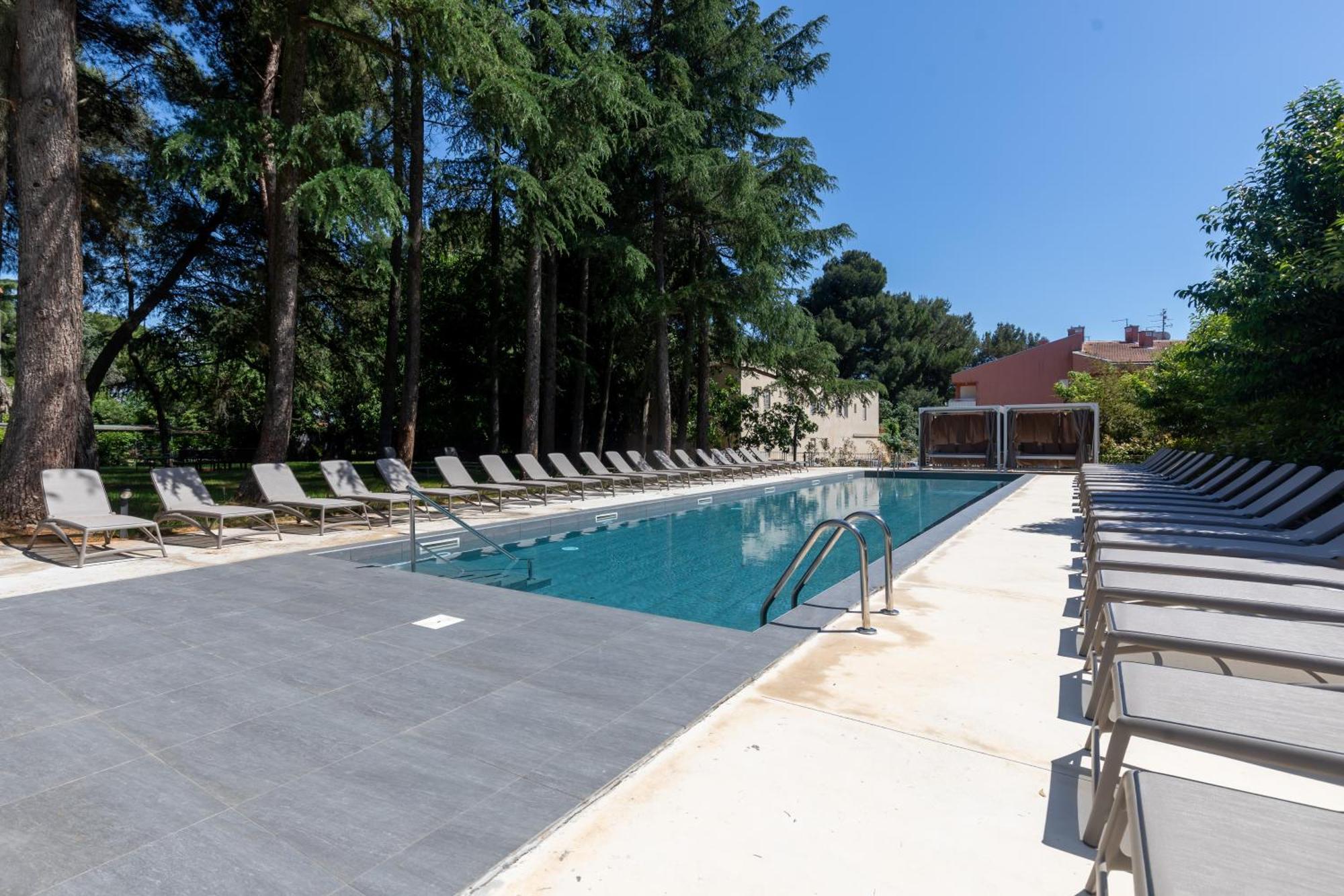 Hotel Emaus Novigrad Istria Eksteriør billede